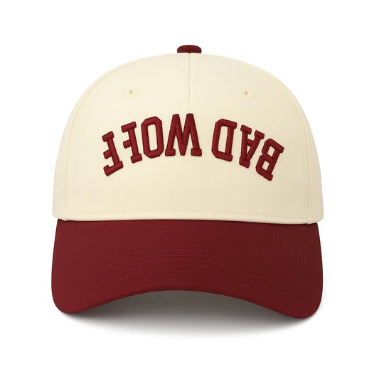 BADWOLF GORRA REVERSE GUINDA